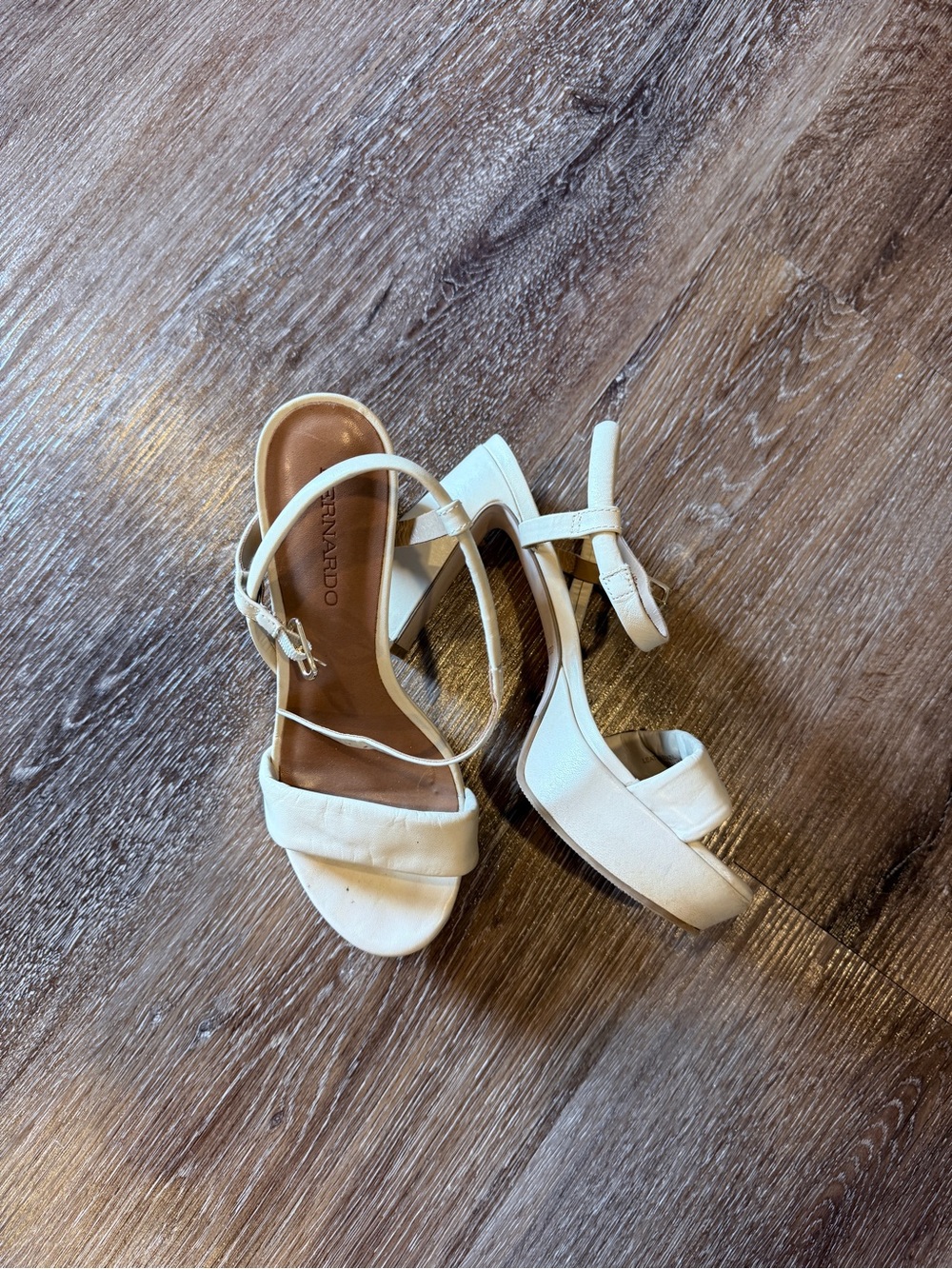 White Women’s Strappy Block Heel Sandals